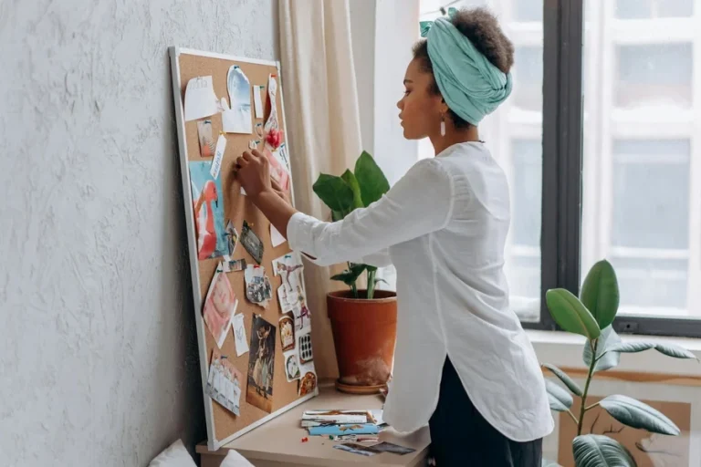 How to Make a Vision Board That Actually Works Vision Board