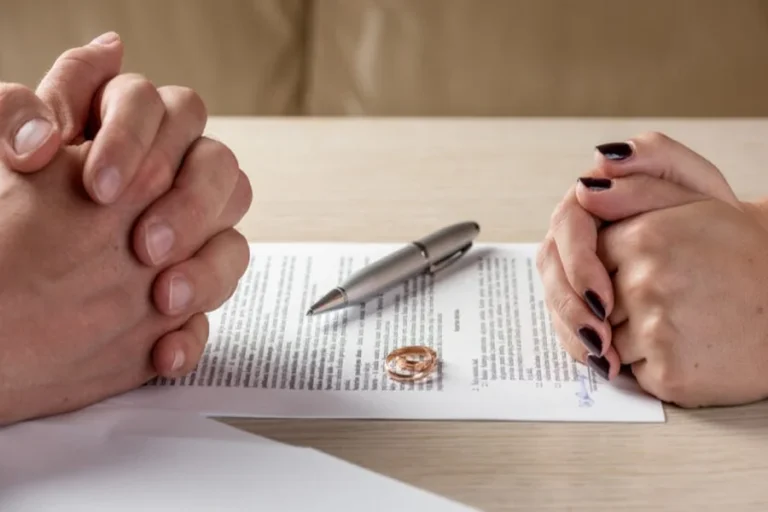 What to Expect When Navigating a Divorce in Alberta