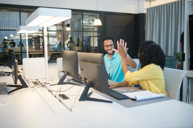 The Benefits of Transitioning to Cloud-Based Payroll Systems Payroll Systems